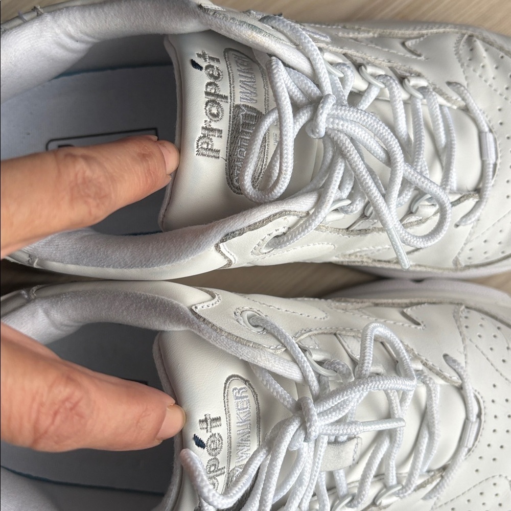 Propet's Men Diabetic Walking Shoes - Stability Walker M2034 size 10 X-wide (3E) - Picture 10 of 10